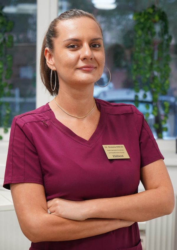 Dr. Roxana Ariciu, medic ortodont EbiDent